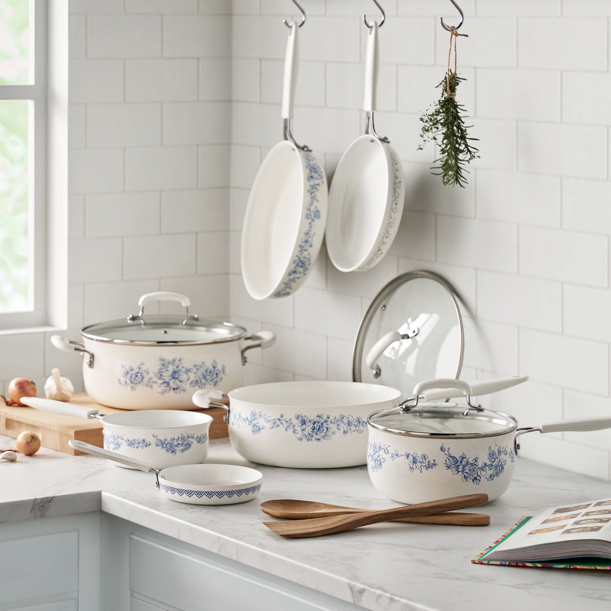 The Pioneer Woman 12-Piece Classic Aluminum Cookware Set, Ceramic Nonstick, Pots and Pans Set with Decal Pattern, Agatha Blue